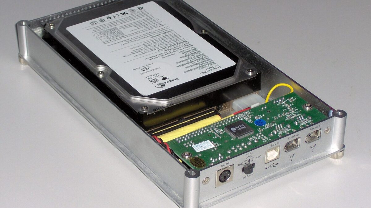 Usb firewire hard disk enclosure